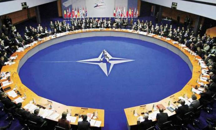 ΝΑΤΟ: Όλες οι χώρες πρέπει να συμμορφώνονται με τις κυρώσεις εναντίον της Βόρειας Κορέας – «Tρίζει τα δόντια» στη Ρωσία